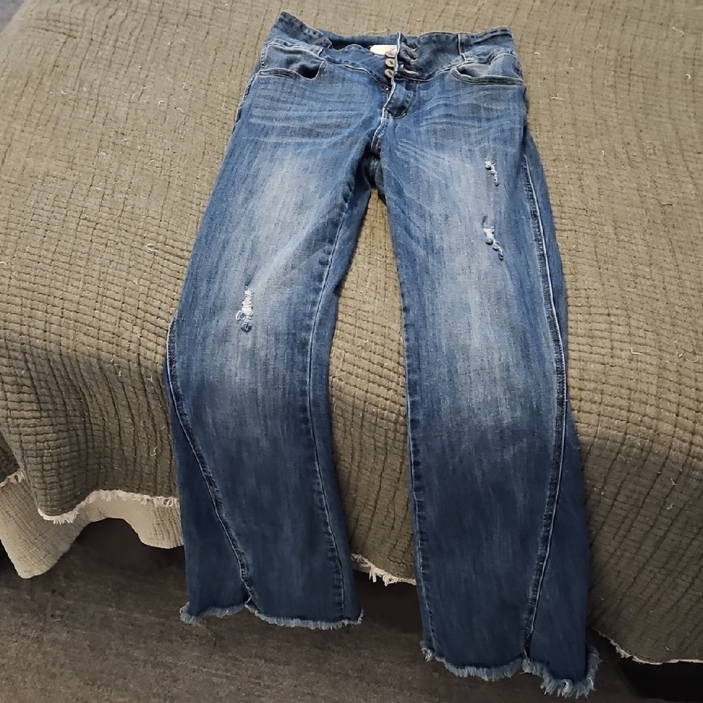 Women's Distressed Blue Jeans